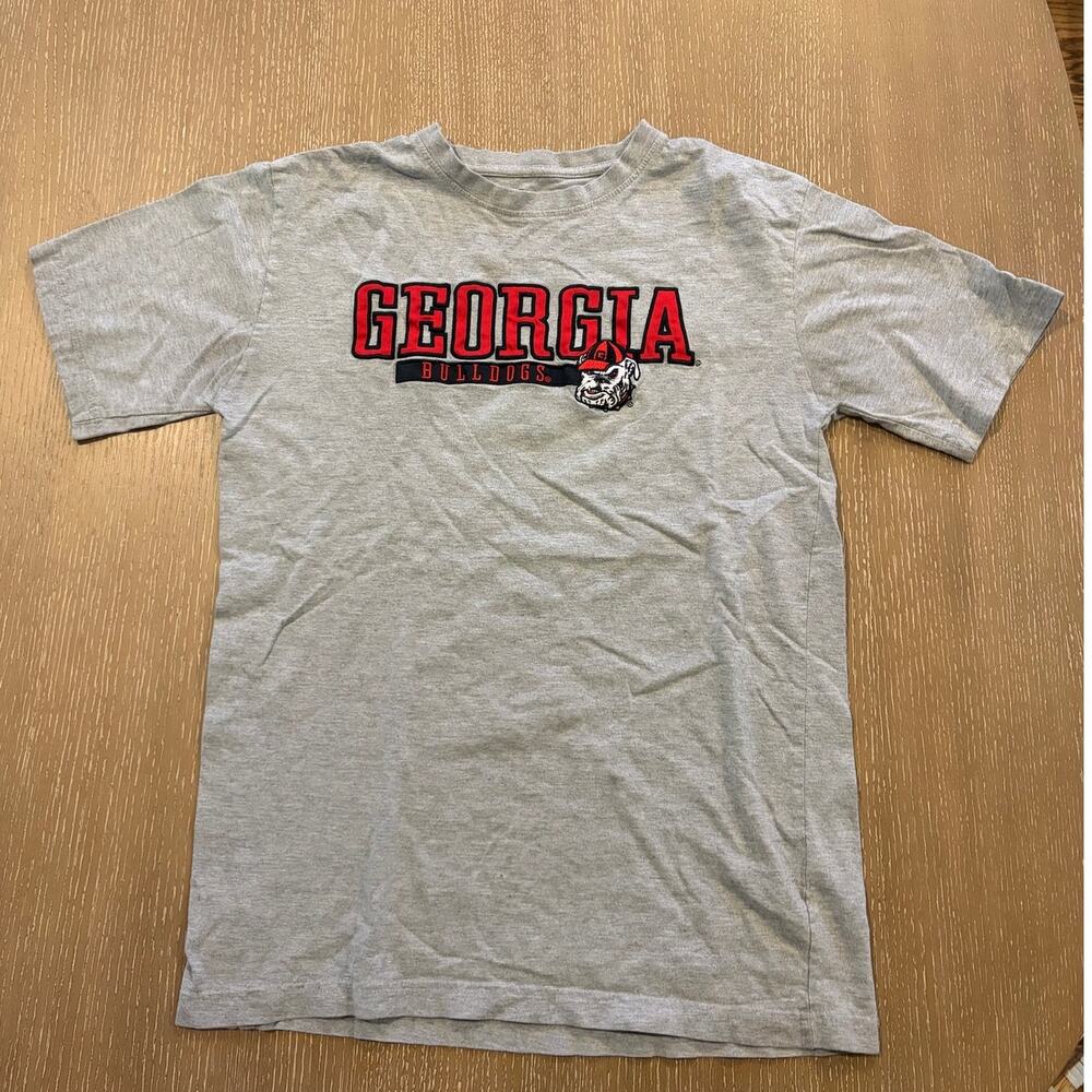 Champion Goergia Bulldogs Logo Embroidered Medium Gray Short Sleeve Crew Neck